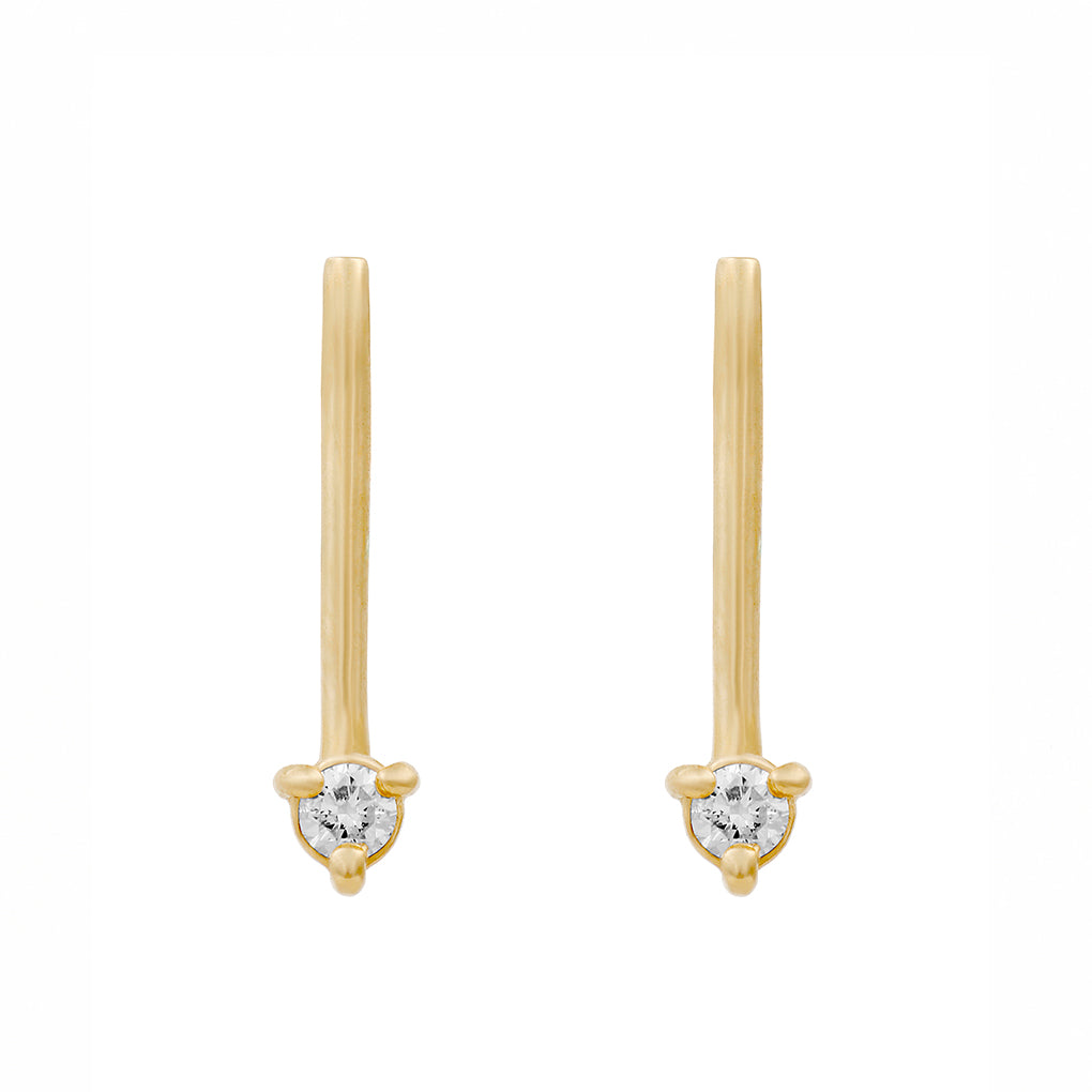 Gara Danielle 14k Gold Arrow Diamond Earring
