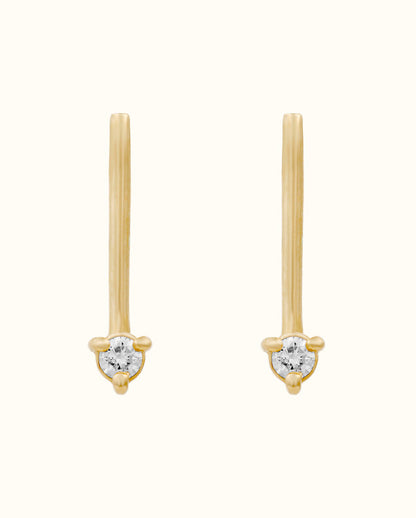 Gara Danielle 14k Gold Arrow Diamond Earring